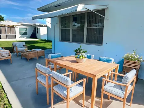 901 Ocean Drive Boynton Beach FL 33426