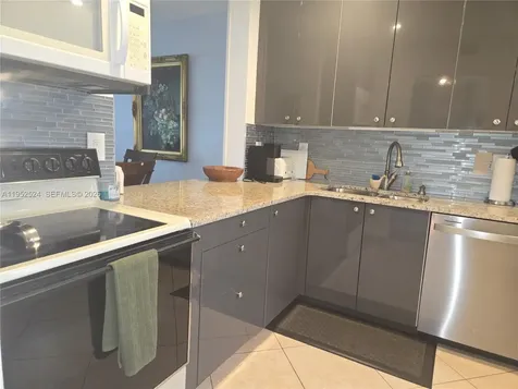 330 SE 2nd Street Hallandale Beach FL 33009