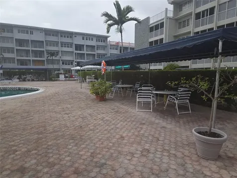 330 SE 2nd Street Hallandale Beach FL 33009