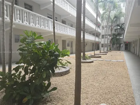 330 SE 2nd Street Hallandale Beach FL 33009