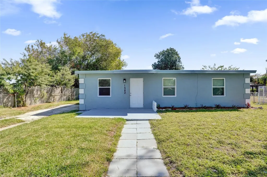 1582 NW 5th Avenue Pompano Beach FL 33060