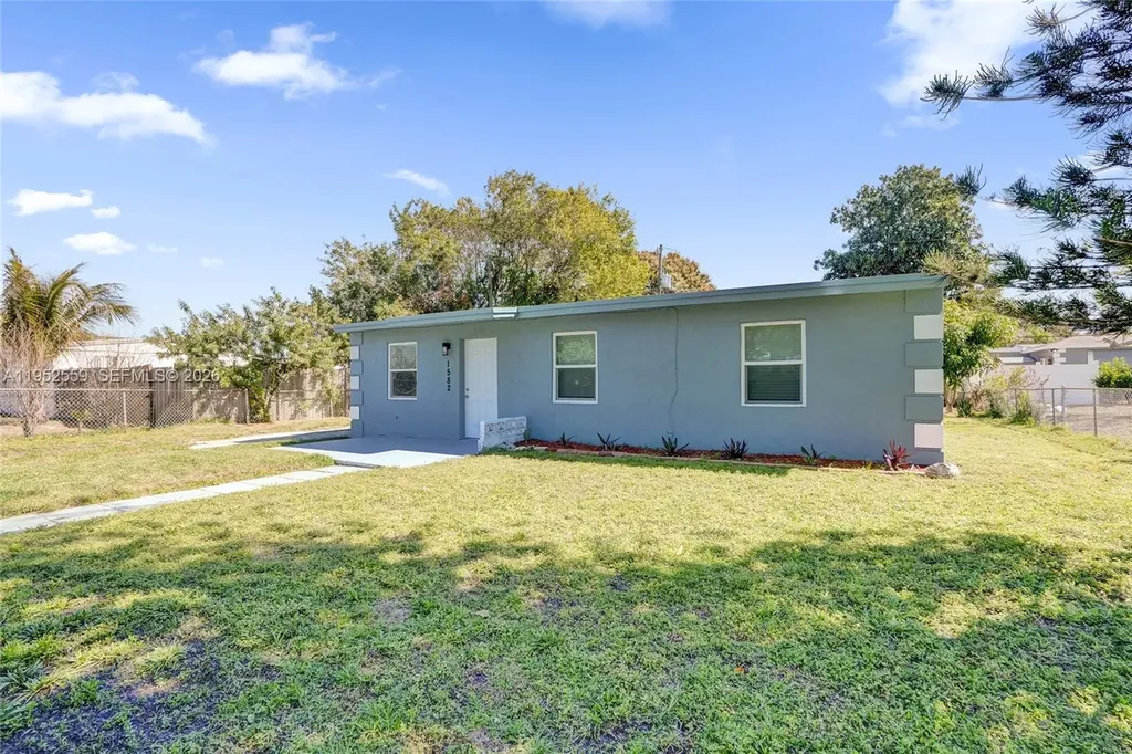 1582 NW 5th Avenue Pompano Beach FL 33060