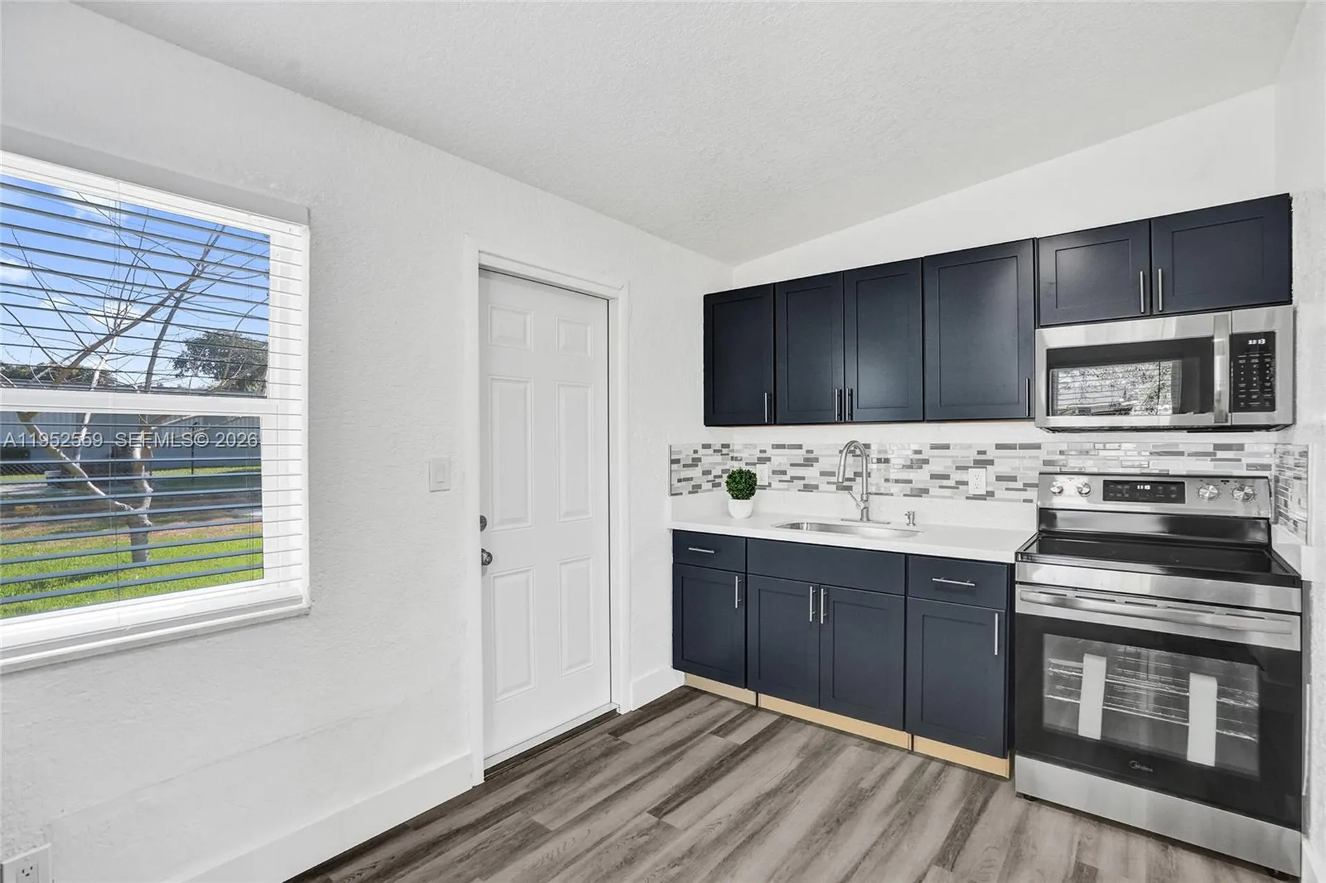 1582 NW 5th Avenue Pompano Beach FL 33060