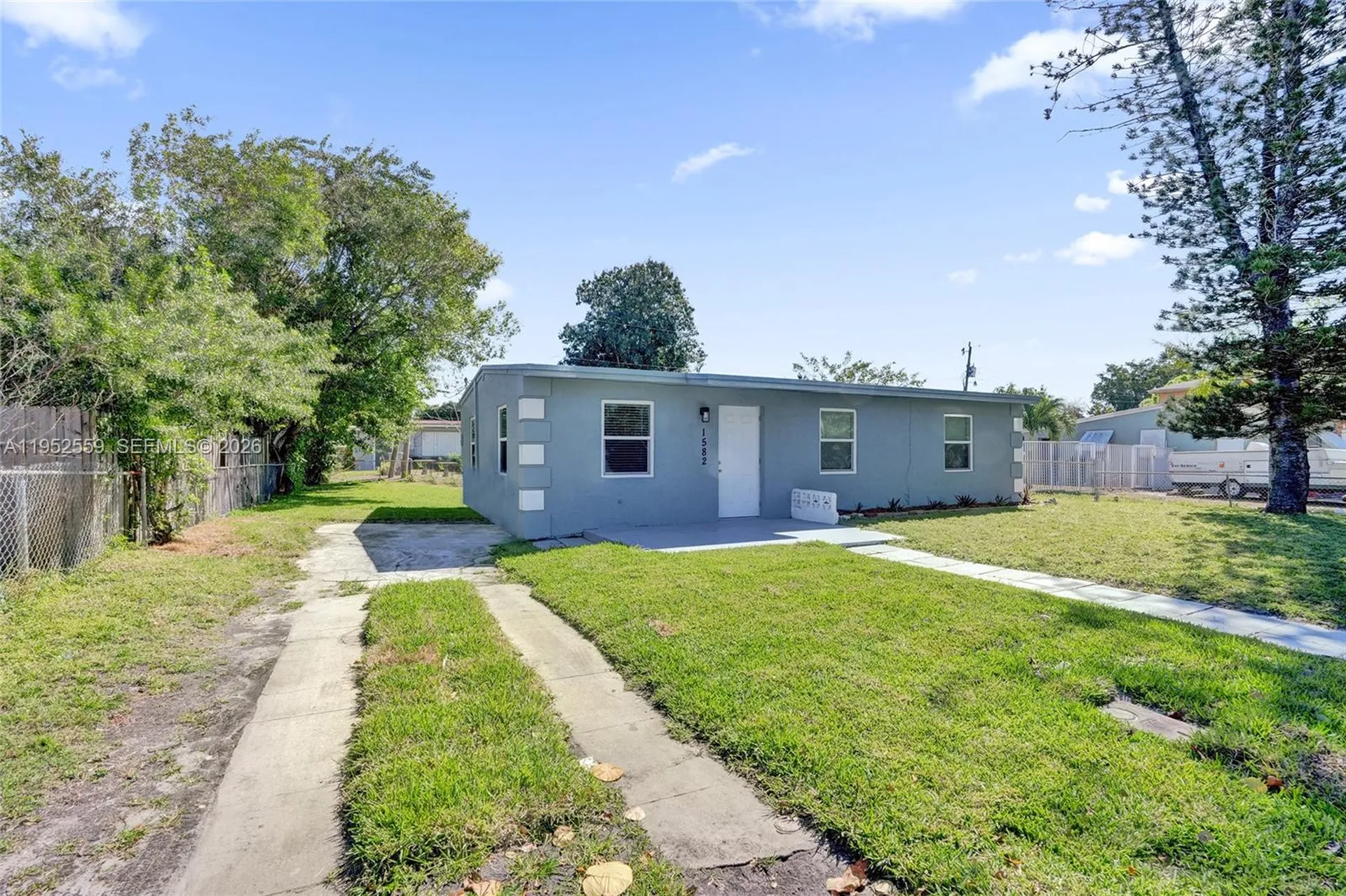 1582 NW 5th Avenue Pompano Beach FL 33060