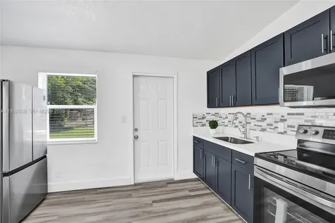 1582 NW 5th Avenue Pompano Beach FL 33060
