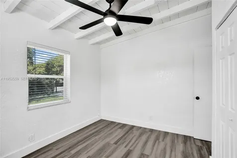 1582 NW 5th Avenue Pompano Beach FL 33060