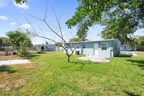 1582 NW 5th Avenue Pompano Beach FL 33060