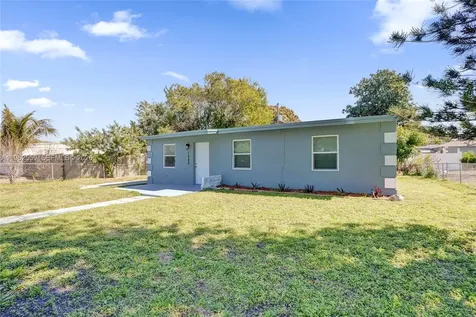 1582 NW 5th Avenue Pompano Beach FL 33060