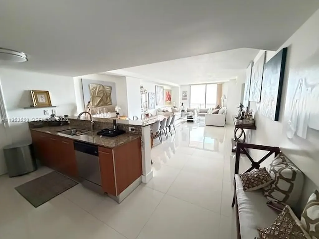 9066 SW 73rd Court Miami FL 33156