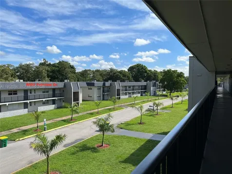 8000 Fairview Drive Tamarac FL 33321