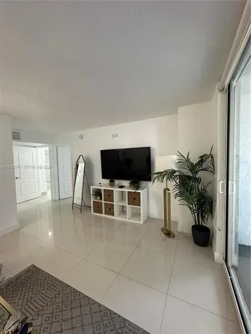 1200 Brickell Bay Drive Miami FL 33131