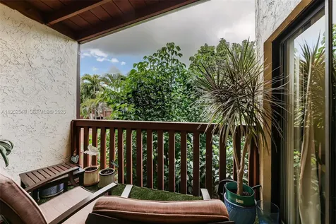 7014 SW 114th Place Miami FL 33173