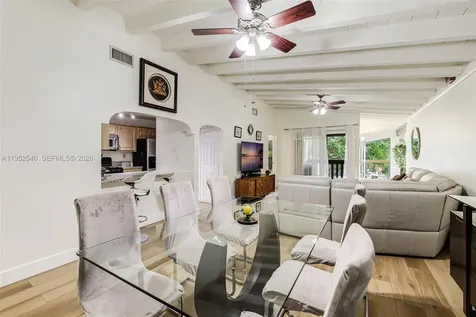 7014 SW 114th Place Miami FL 33173