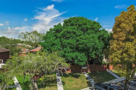 7014 SW 114th Place Miami FL 33173