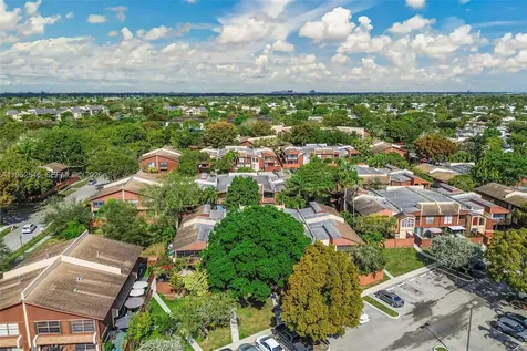 7014 SW 114th Place Miami FL 33173
