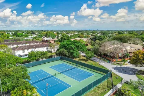 7014 SW 114th Place Miami FL 33173