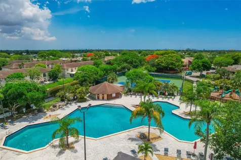 7014 SW 114th Place Miami FL 33173