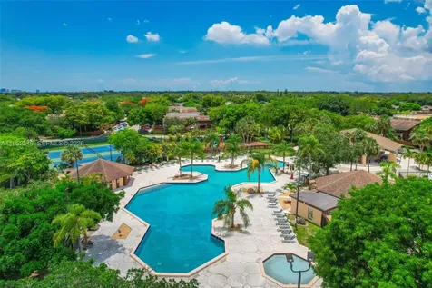 7014 SW 114th Place Miami FL 33173