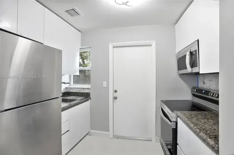968 W 9th Street Riviera Beach FL 33404