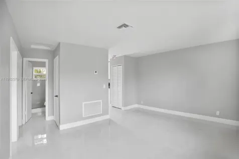 968 W 9th Street Riviera Beach FL 33404