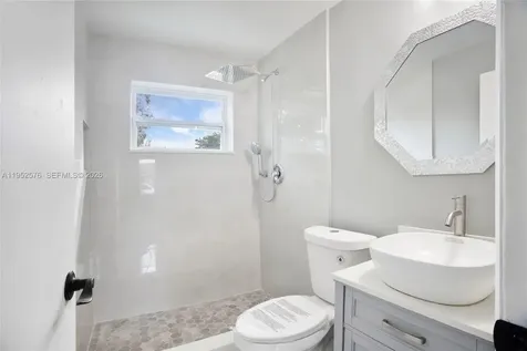 968 W 9th Street Riviera Beach FL 33404