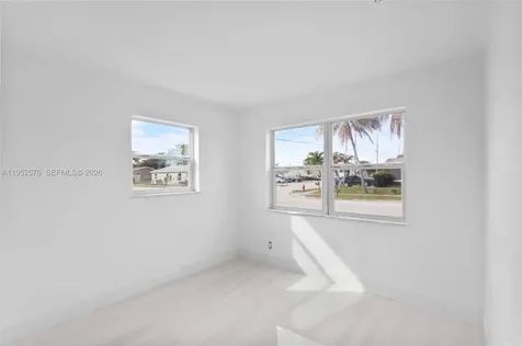 968 W 9th Street Riviera Beach FL 33404