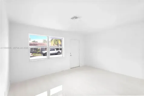 968 W 9th Street Riviera Beach FL 33404