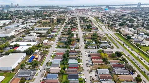 968 W 9th Street Riviera Beach FL 33404