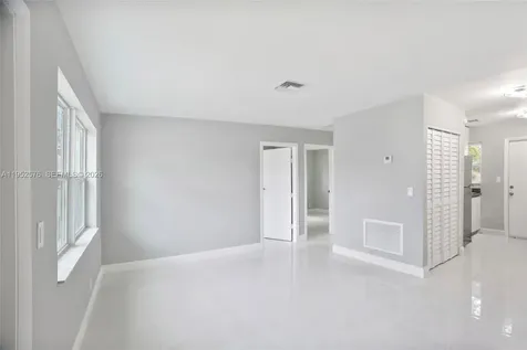 968 W 9th Street Riviera Beach FL 33404