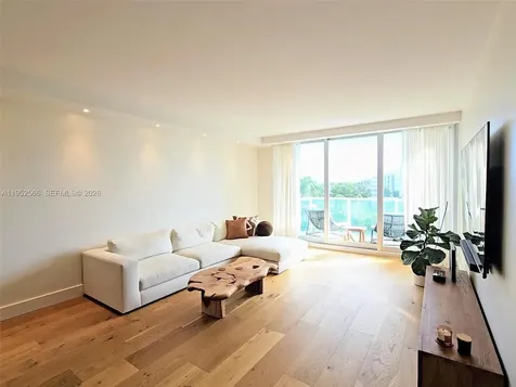 1000 West Avenue Miami Beach FL 33139