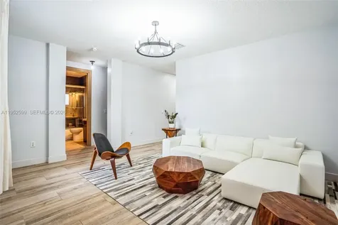 15619 SW 14th Street Miami FL 33194