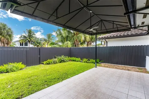 15619 SW 14th Street Miami FL 33194