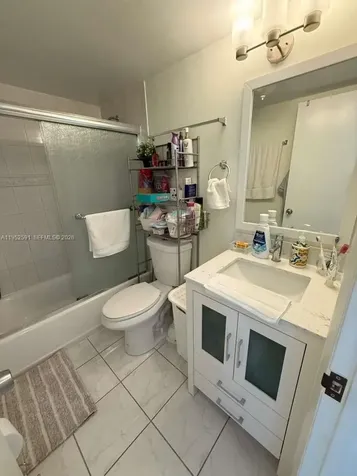 5501 NW 7th Street Miami FL 33126