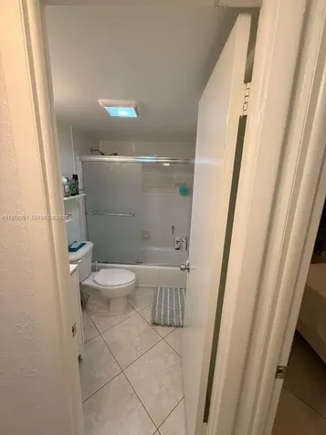 5501 NW 7th Street Miami FL 33126