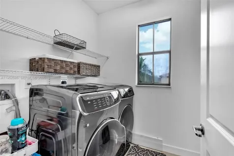 4925 NW 51st Terrace Tamarac FL 33319