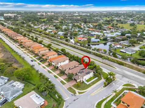 4925 NW 51st Terrace Tamarac FL 33319