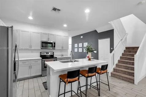 4925 NW 51st Terrace Tamarac FL 33319