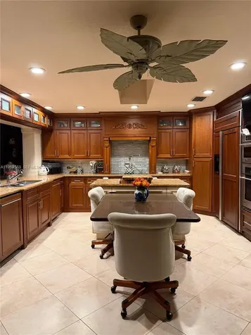 10258 Vestal Manor Coral Springs FL 33071