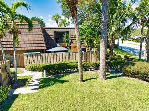 1419 14th Court Palm Beach Gardens FL 33410