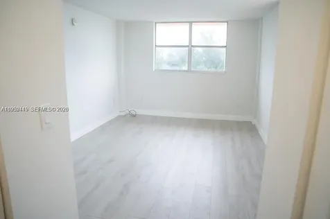16465 NE 22nd Avenue North Miami Beach FL 33160
