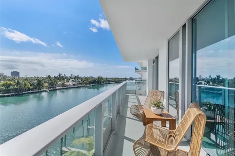 9221 E Bay Harbor Bay Harbor Islands FL 33154
