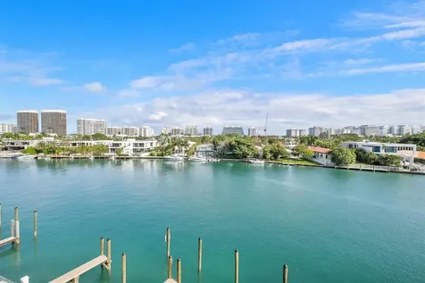 9221 E Bay Harbor Bay Harbor Islands FL 33154