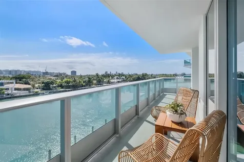 9221 E Bay Harbor Bay Harbor Islands FL 33154