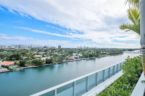 9221 E Bay Harbor Bay Harbor Islands FL 33154