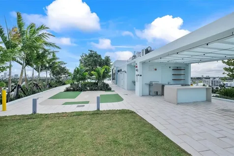 9221 E Bay Harbor Bay Harbor Islands FL 33154