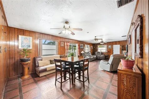 9590 SW 51st Terrace Miami FL 33165