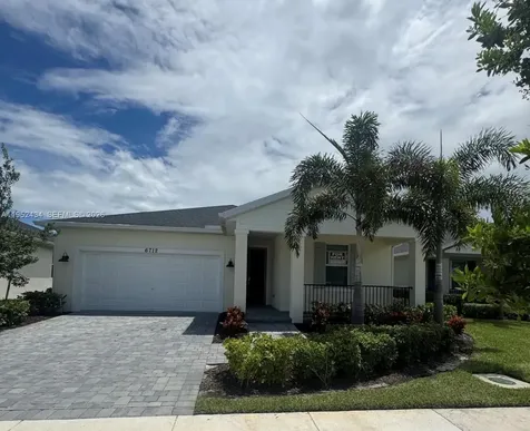6712 NW Cloverdale Avenue Port St. Lucie FL 34987