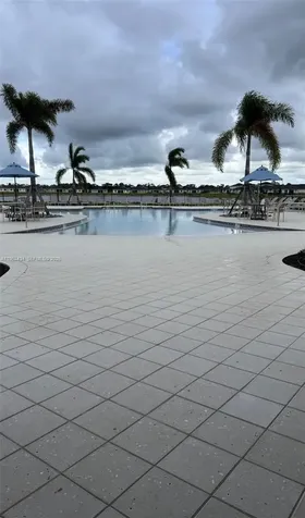6712 NW Cloverdale Avenue Port St. Lucie FL 34987