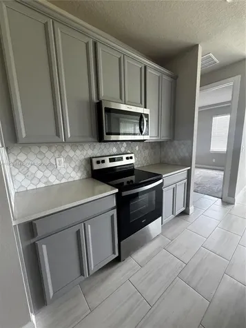 6712 NW Cloverdale Avenue Port St. Lucie FL 34987