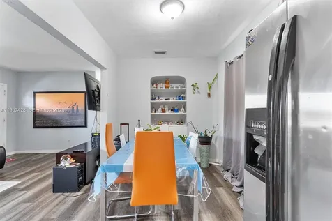 440 NW 119th Miami FL 33168